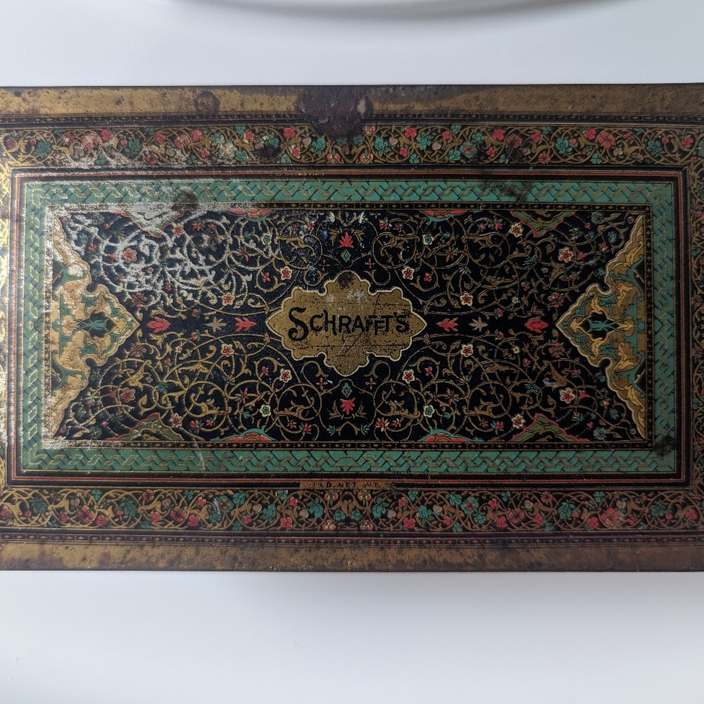 Antique Schraffts candy tin box circa 1920